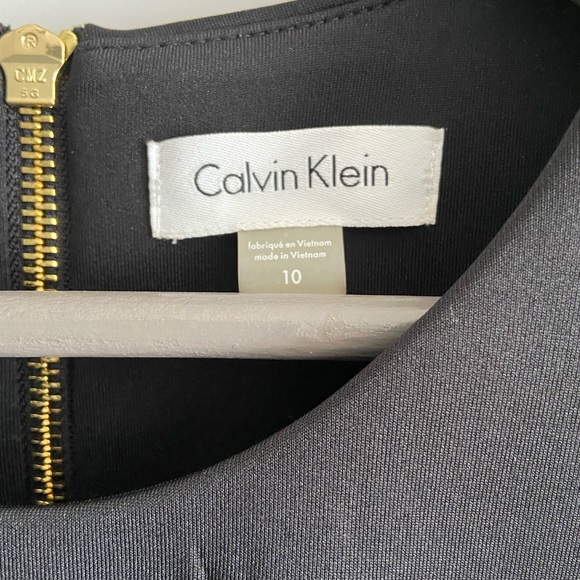 Calvin Klein 2-Tone Sleeveless Dress - Picture 5 of 5